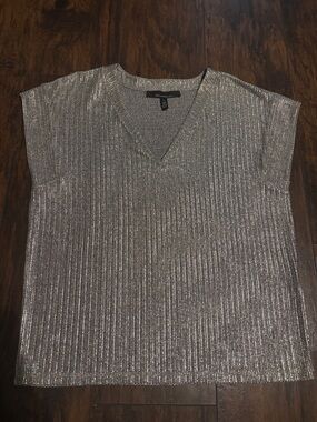 Women’s Medium White House Black Market Silver Shimmer V-Neck Tank Top